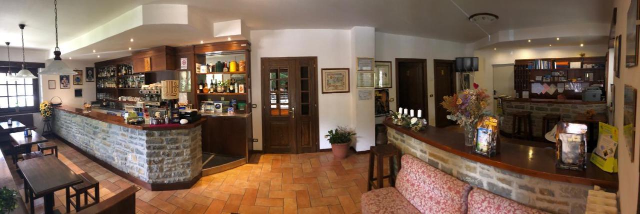 Albergo Bertocchi Collagna Exterior photo
