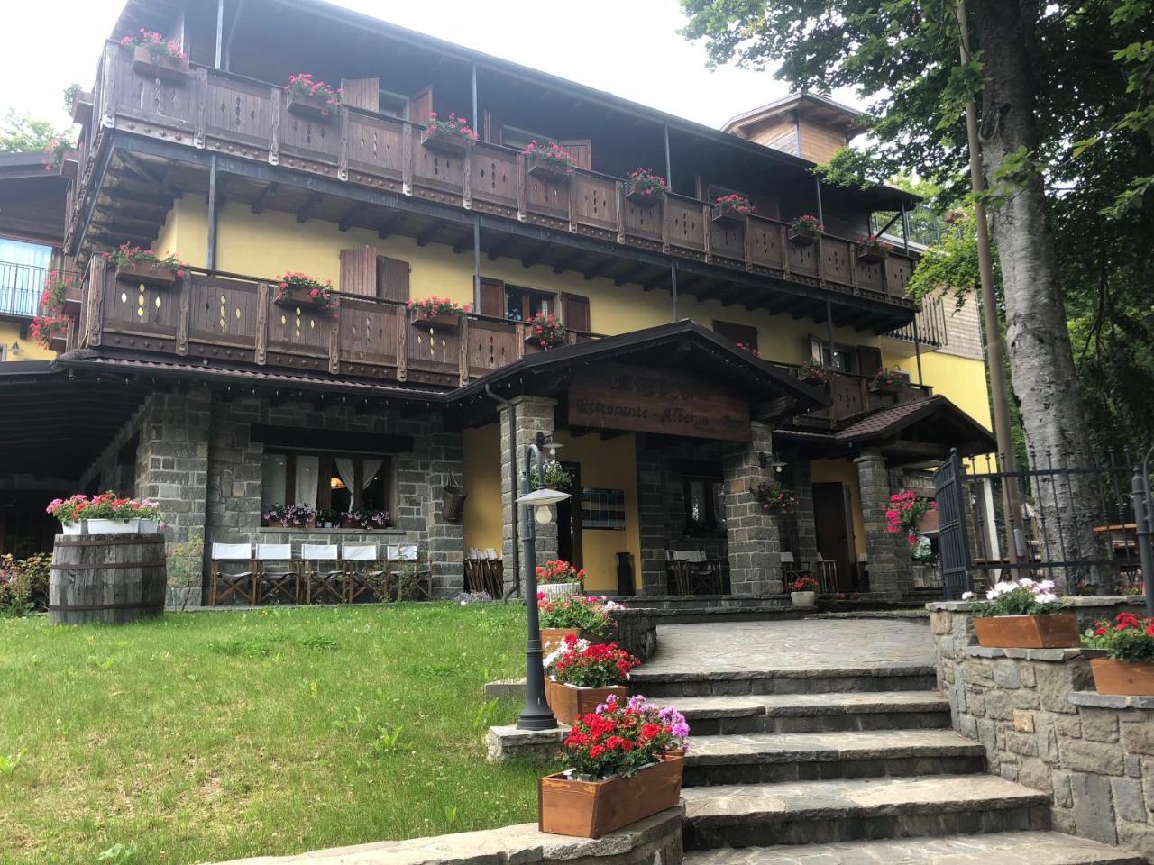 Albergo Bertocchi Collagna Exterior photo